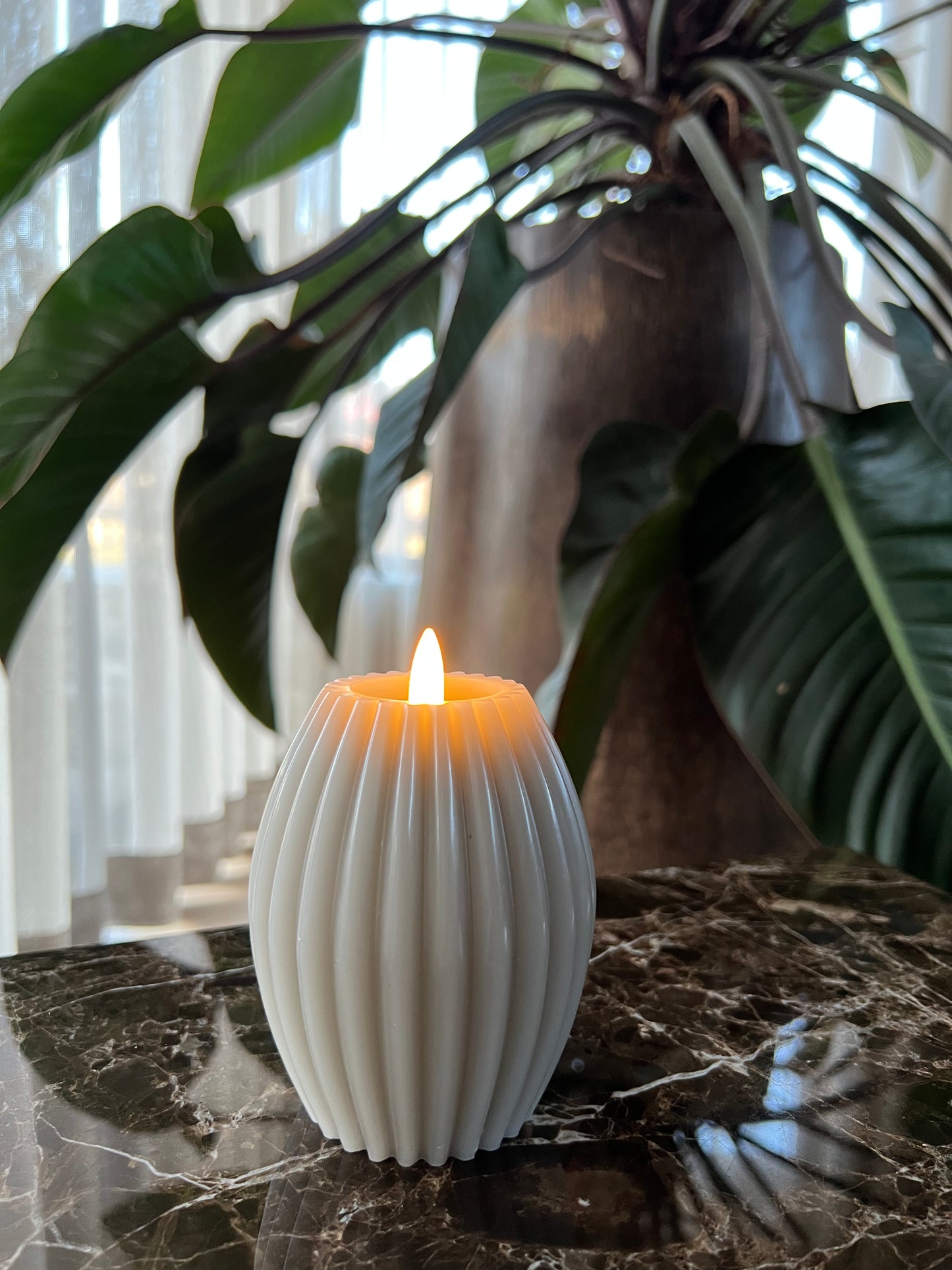Ribbed LED candle | Gray