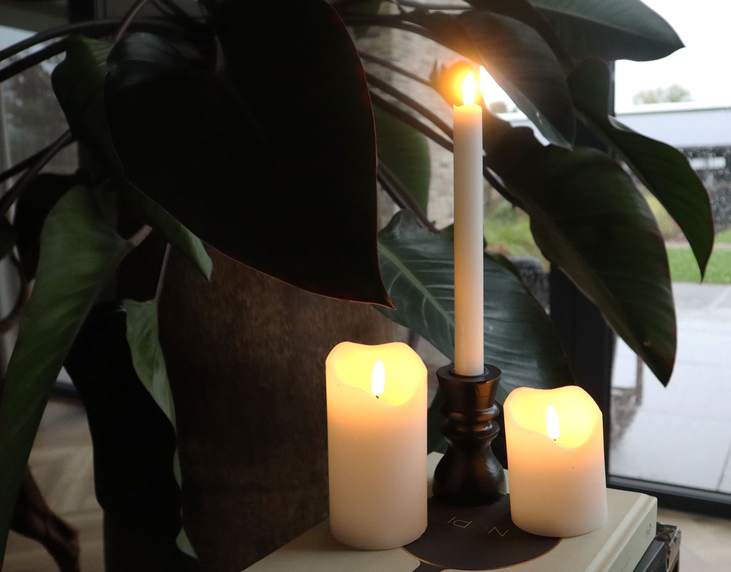 LED block candle M | White