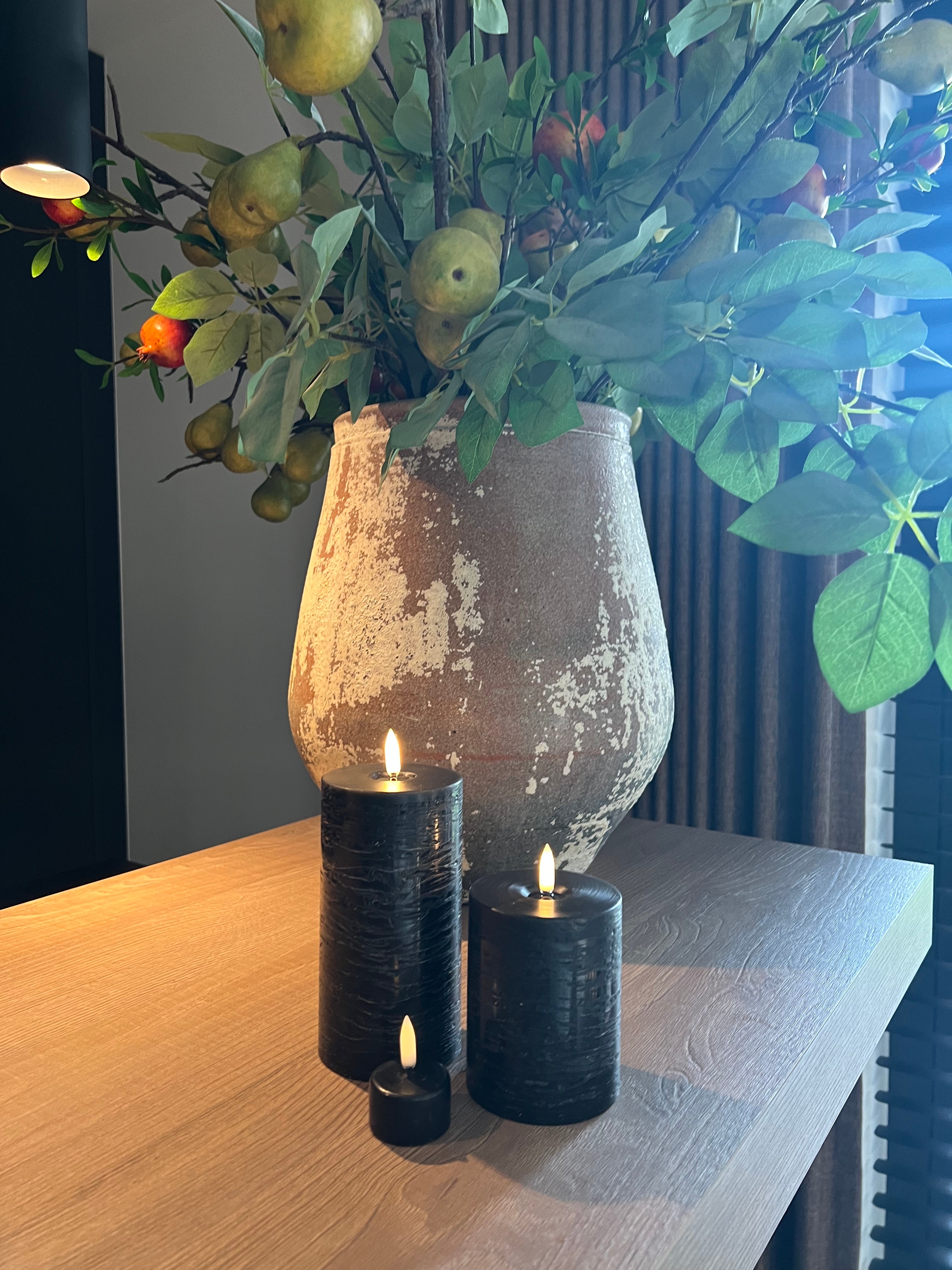 Uyuni Led melted Block candle M | Black